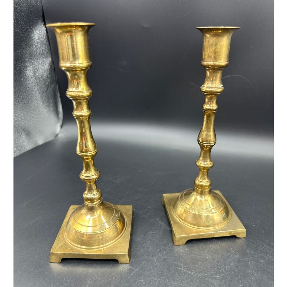 Set of 2 Brass Candlestick Candle Holders EUC Beautiful!